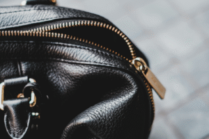 Bolsos y bandoleras top 10 (2025): estilo práctico para cada ocasión
